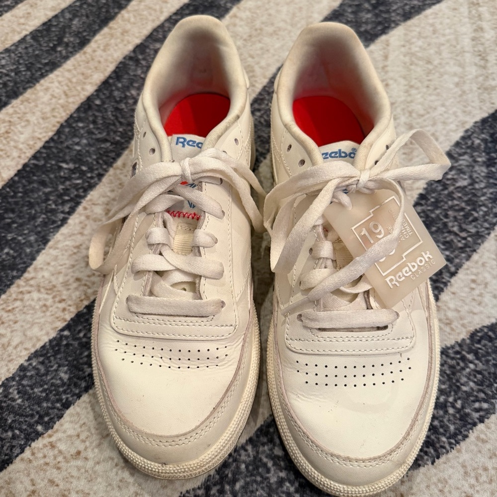 Reebok Club C 85 Vintage Sneaker 7 Colab It’s A Man’s World EEUC - Picture 4 of 5